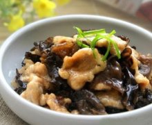 黑木耳蒸瘦肉