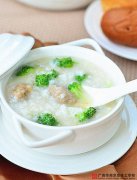 西兰花肉丸粥